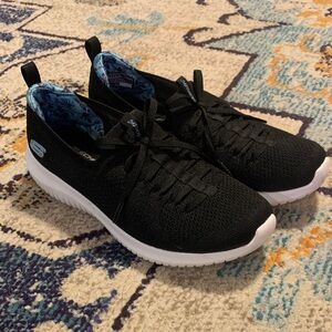 Skechers Women’s Black Athletic Shoes